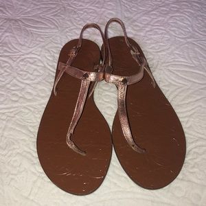 Kate spade thong style sandals